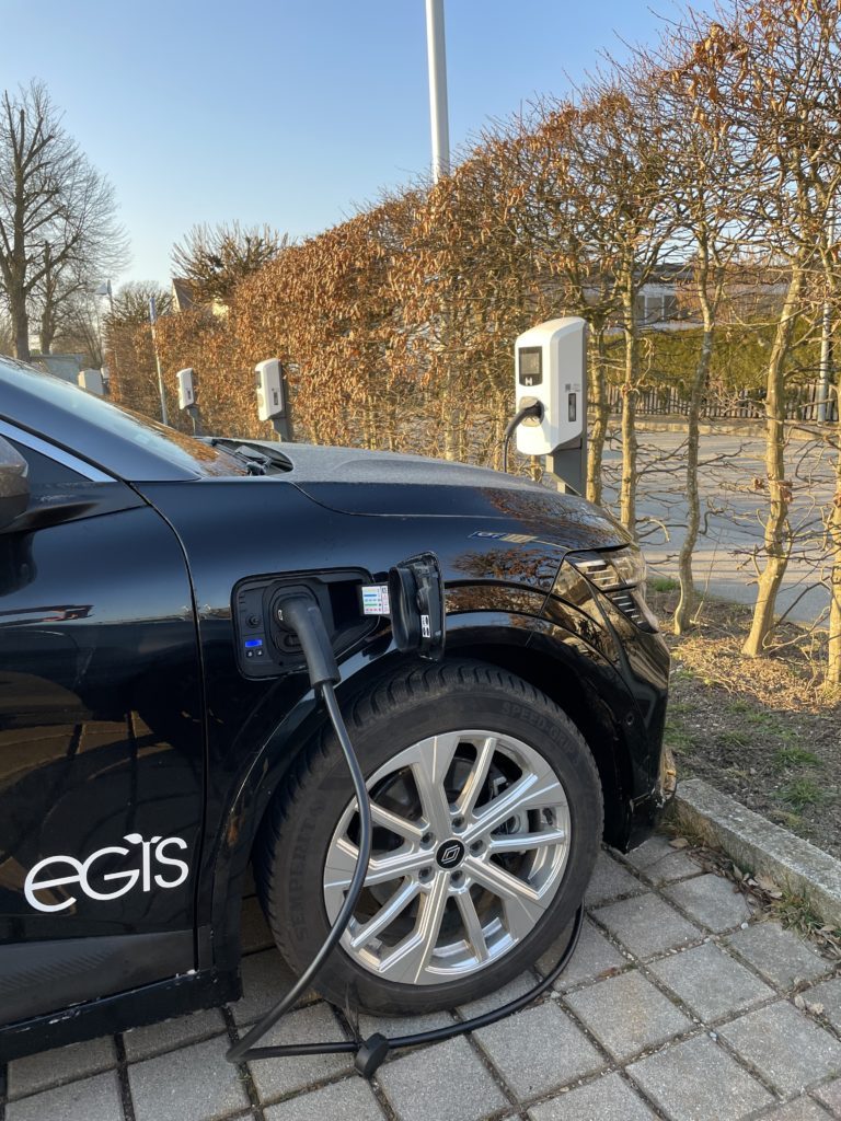 EGIS eG, E-Ladesäulen Garching Bahnhof